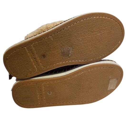Tory Burch Suede Shearling Shoe Slipper Logo Emblem Tan Camel Rubber Sole 8.5 - Picture 4 of 10